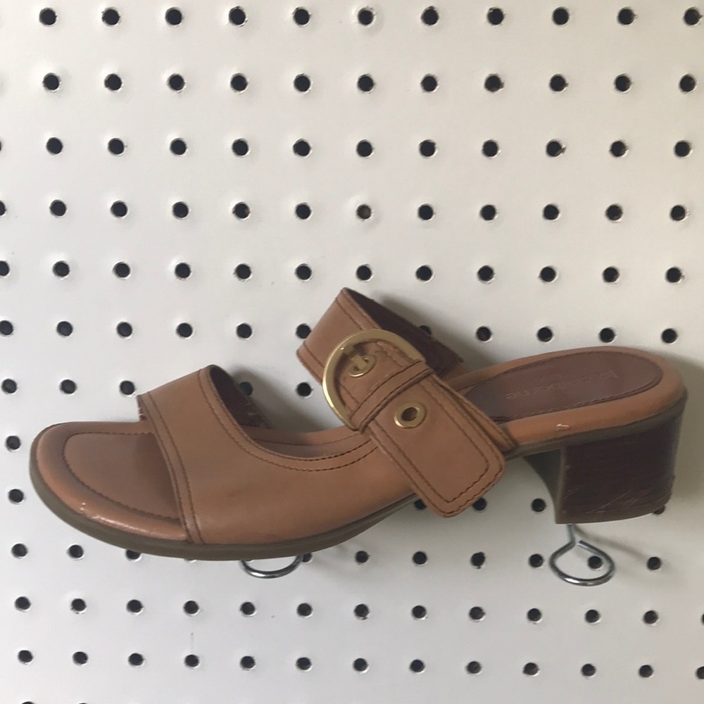 Liz Claiborne Flex Quadro mule